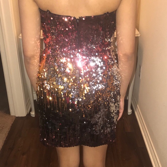 Prom dress - Picture 3 of 5